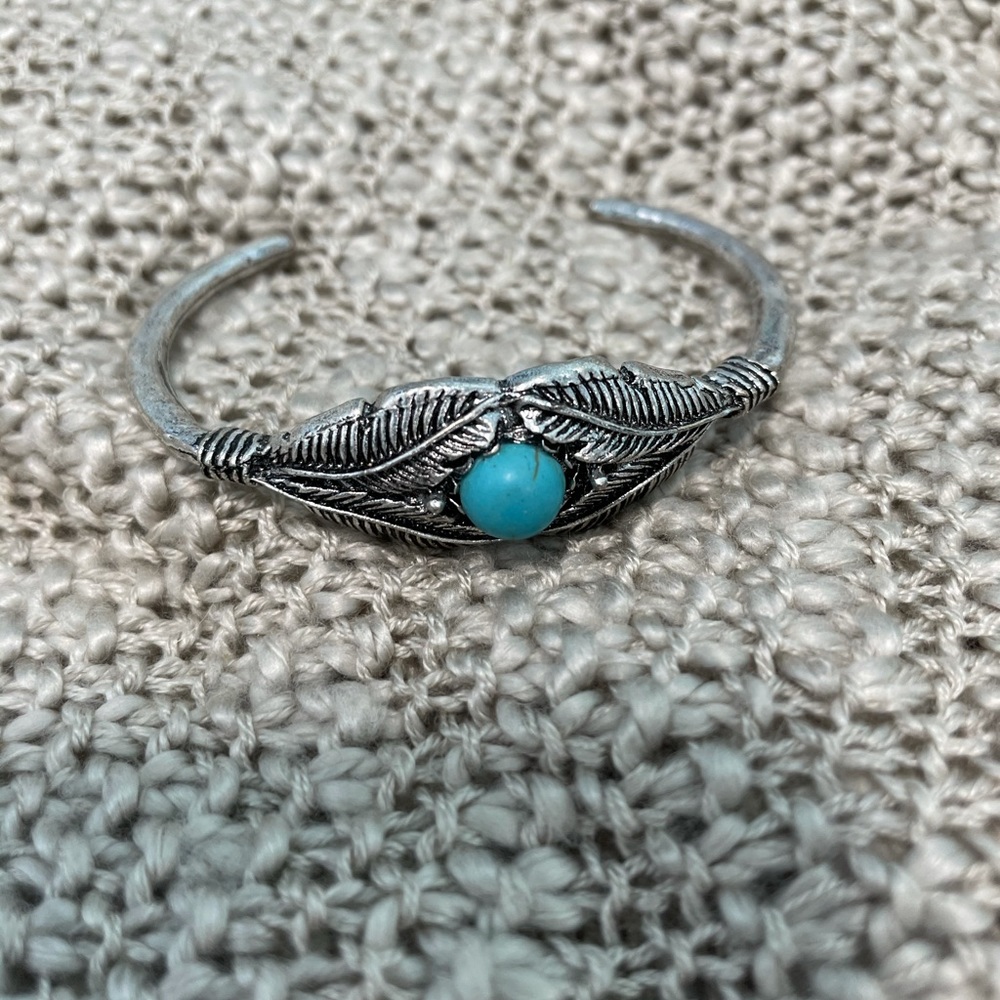 Turquoise bracelets - Picture 3 of 3